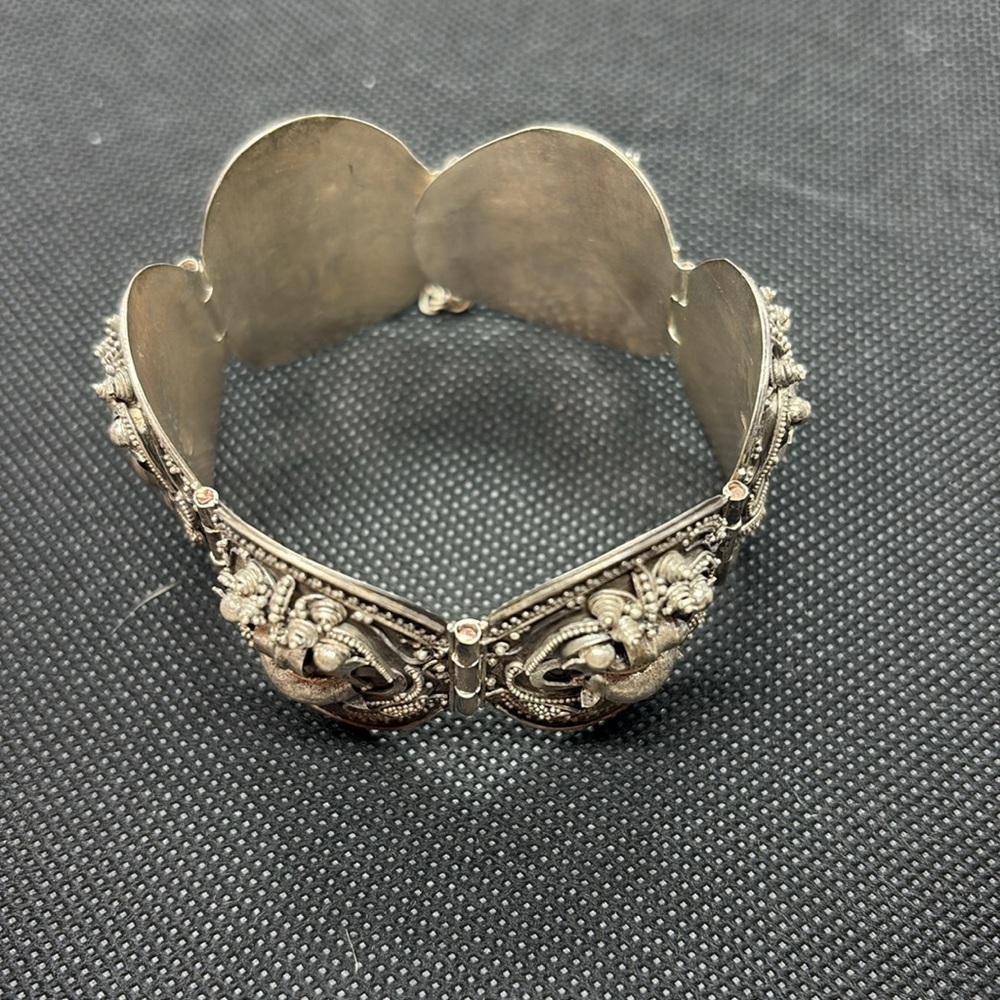 Vintage Tibetan Ritual Kalasha Bracelet with filigree all intact. Stamped .925 - Picture 7 of 7